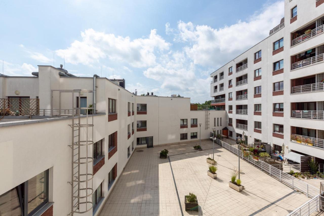 Spacious Suite With A Hammock And Terrace By Renters Prestige Warsaw Ngoại thất bức ảnh